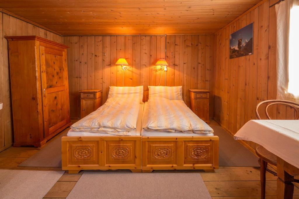 Hotel Gasthaus Alpenrose Juf Zewnętrze zdjęcie