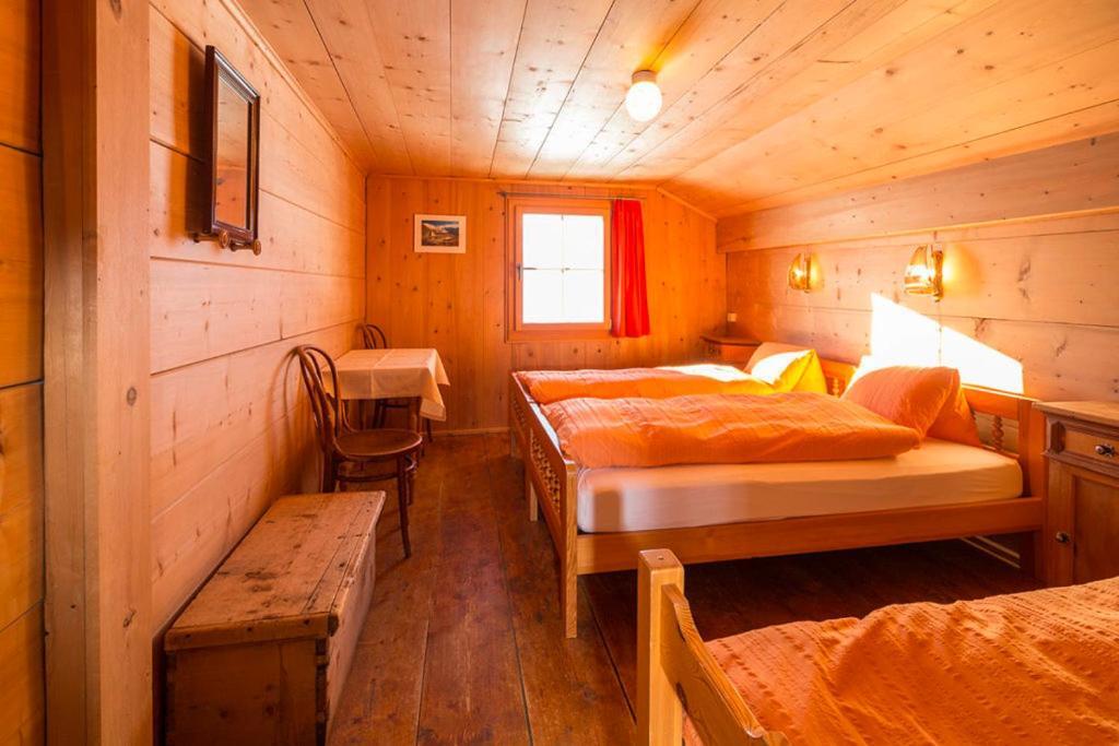 Hotel Gasthaus Alpenrose Juf Zewnętrze zdjęcie