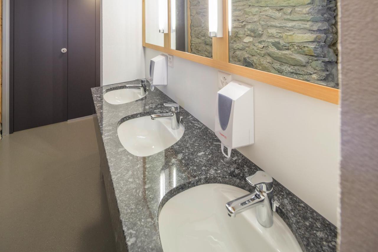 Hotel Gasthaus Alpenrose Juf Zewnętrze zdjęcie