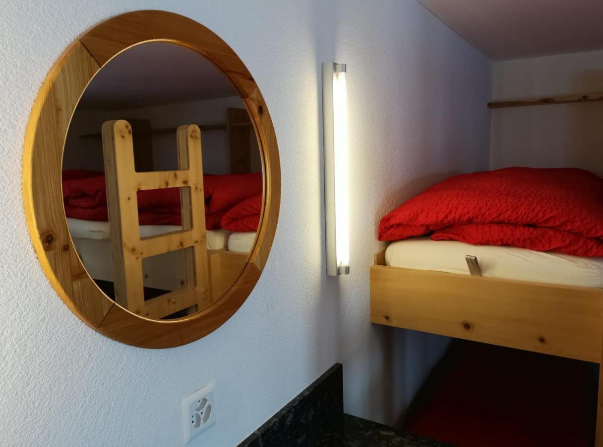 Hotel Gasthaus Alpenrose Juf Zewnętrze zdjęcie