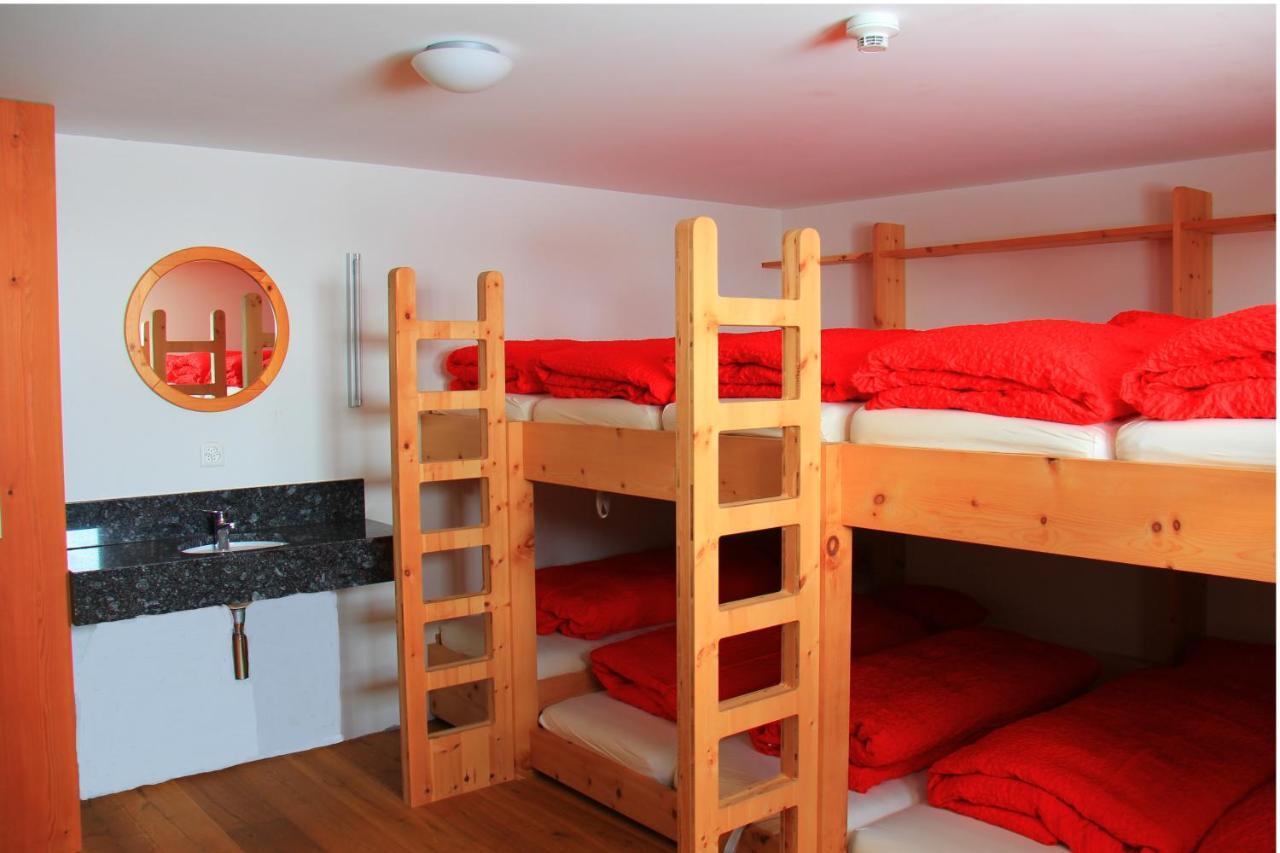 Hotel Gasthaus Alpenrose Juf Zewnętrze zdjęcie
