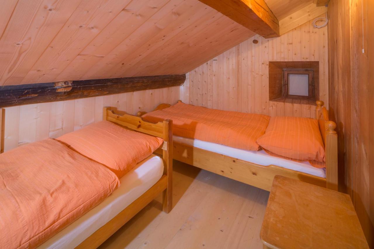Hotel Gasthaus Alpenrose Juf Zewnętrze zdjęcie