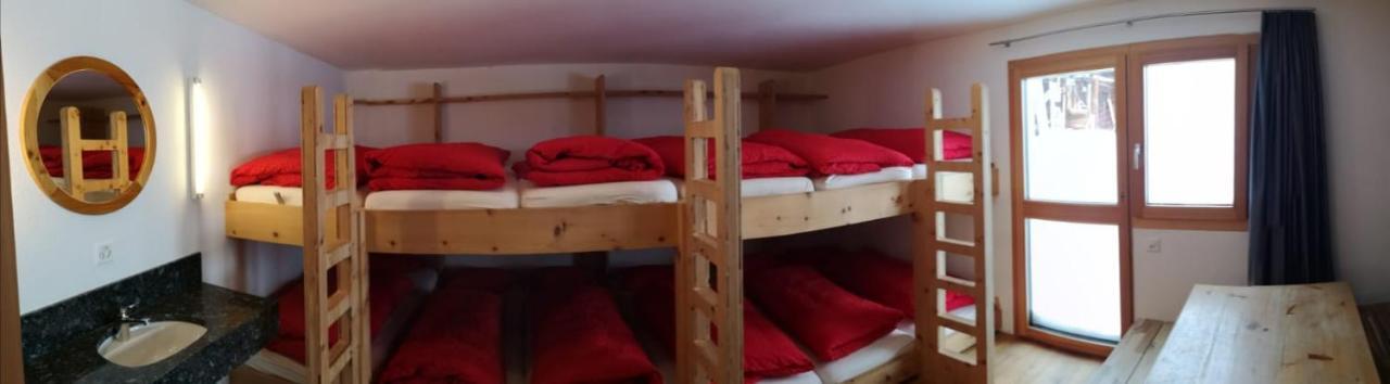 Hotel Gasthaus Alpenrose Juf Zewnętrze zdjęcie
