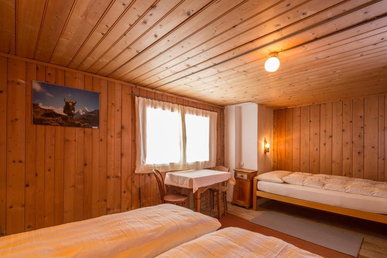 Hotel Gasthaus Alpenrose Juf Zewnętrze zdjęcie