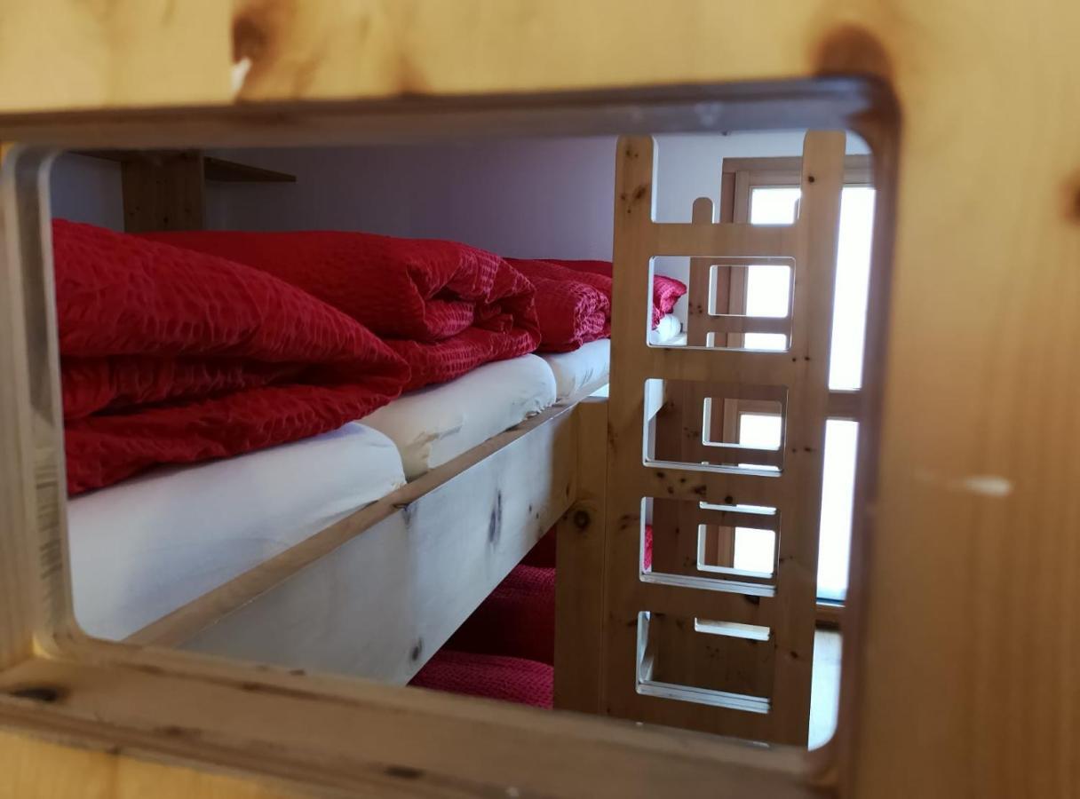 Hotel Gasthaus Alpenrose Juf Zewnętrze zdjęcie